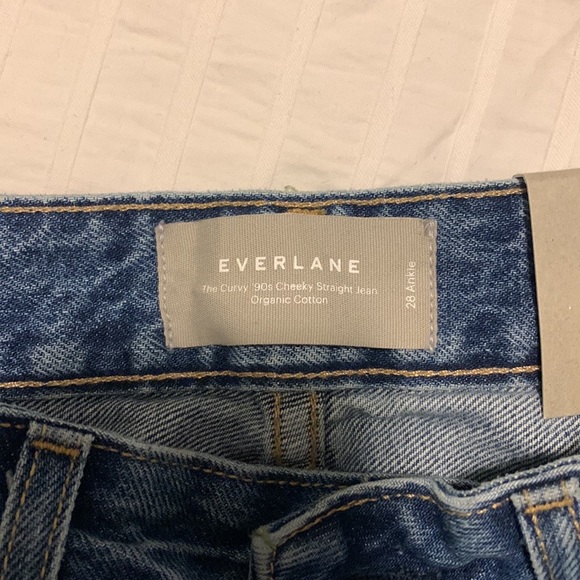 NWT Everlane “The Curvy ‘90s Cheeky Straight Jean”, Size 28 - Picture 4 of 6